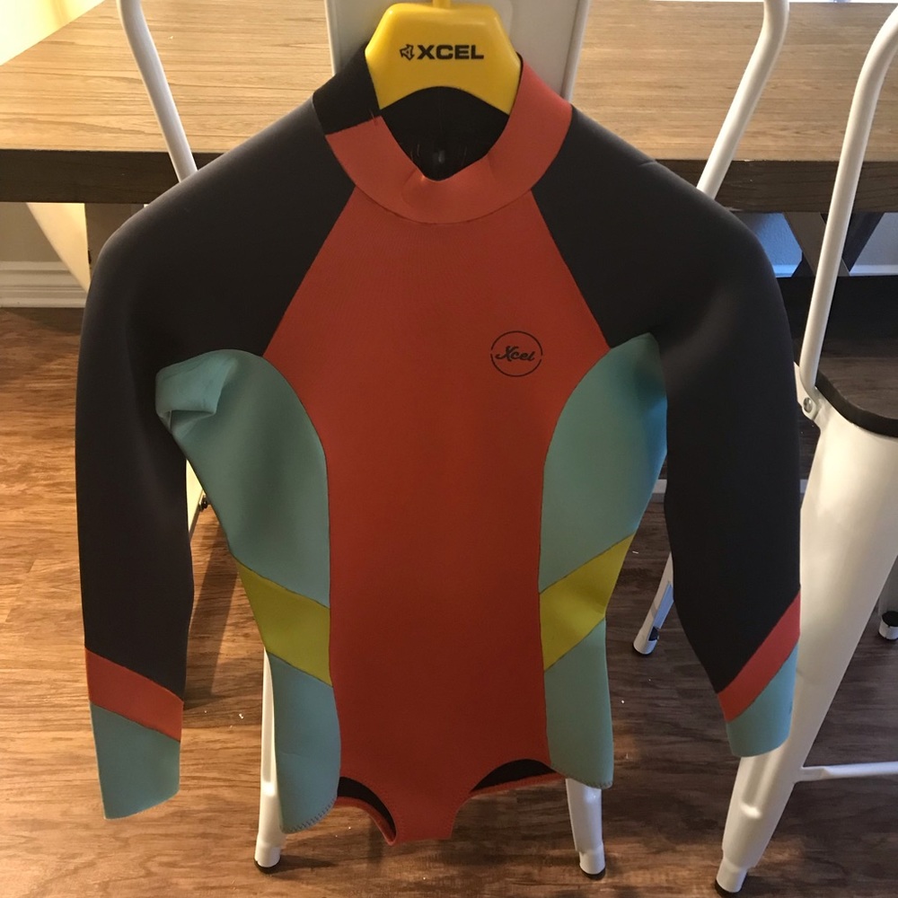 NWOT Xcel Women’s 2MM Spring Surf Suit/ 8